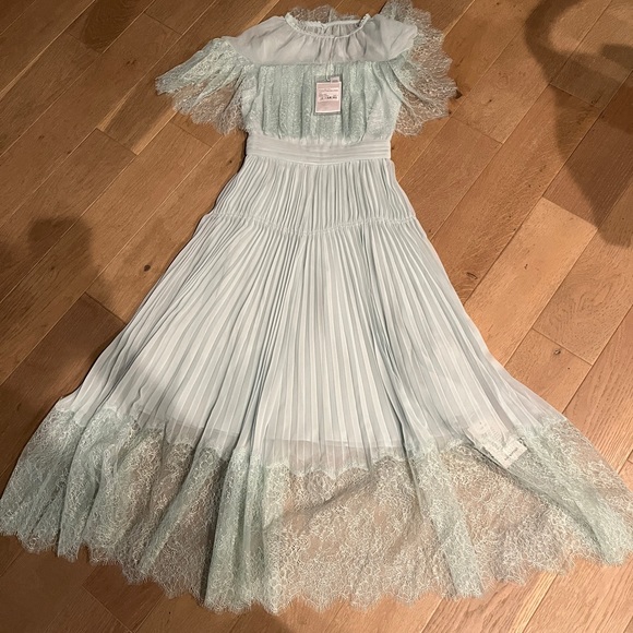 NWT Mint Green Self Portrait Chiffon Cape Dress - Picture 3 of 7